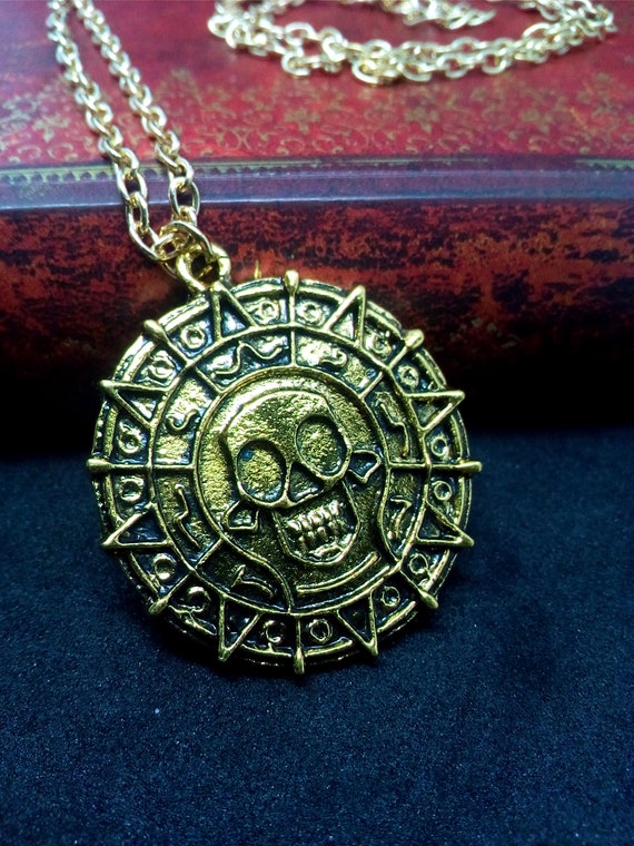 CARIBBEAN PIRATES DOUBLE SIDED GLASS ART PENDANT CARIBBEAN PIRATES DOUBLE SIDED GLASS ART PENDANT
