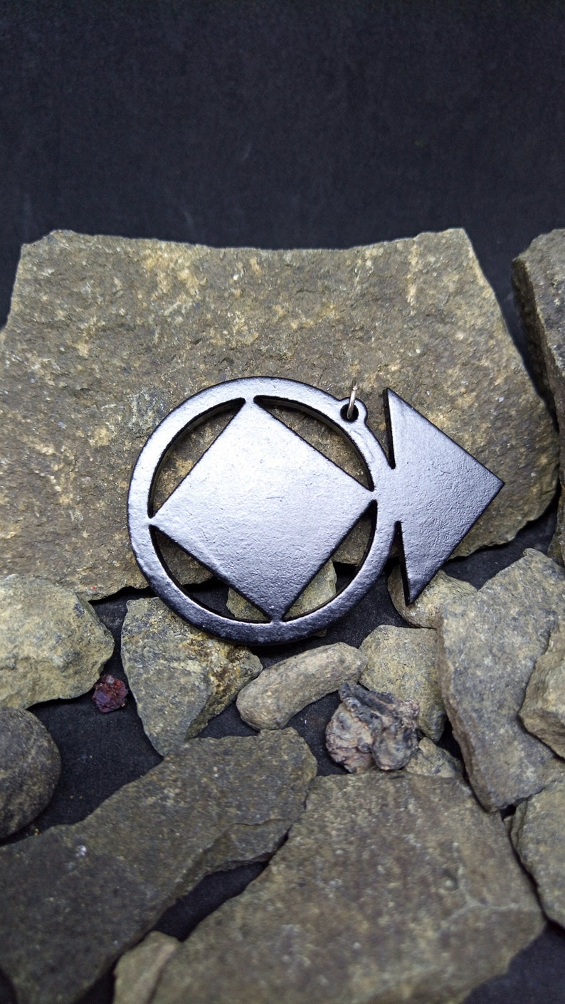 Vampire Masquerade Bloodlines Clan logo necklace | Etsy