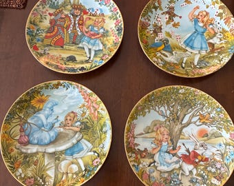 Set of 4 Viletta China 8.5” Alice in Wonderland by Roberta Blitzer Plates - Firing date 1980