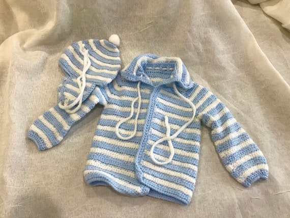 Vintage hand knitted baby cardigan 0-3 months