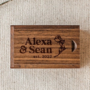 USB Flash Drive, Custom USB Box, Personalized Wooden USB, Wedding Photo usb, Walnut usb Drive Stick, Maple, Walnut usb box, usb drive