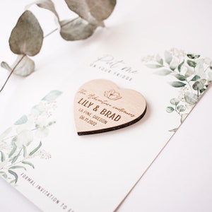 Réservez l'aimant de date, aimant rustique de coeur en bois de mariage, fait gagner les dates personnalisées, aimant botanique de mariage