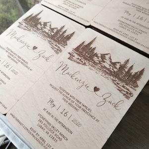 Rustieke houten huwelijksuitnodigingen Adventure Mountain, gepersonaliseerde huwelijksuitnodiging boshout