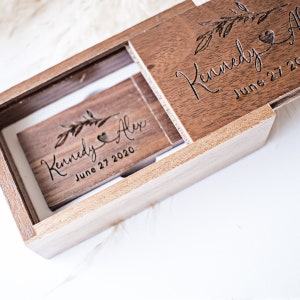 USB box with wooden engraved 3.0 USB flash drive, 64Gb walnut 3.0 flash drive with box, walnut flash drive, Wedding flash drive