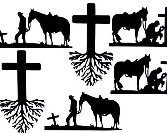 Pode incluir: Silhueta preta de um cowboy ajoelhado em oração ao lado de um cavalo e uma cruz. A cruz tem raízes que crescem do fundo. Existem outras duas cruzes na imagem, uma com raízes e outra sem.