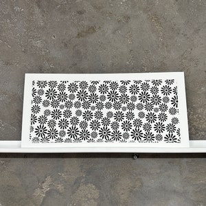 Benutzerdefinierte Metallrahmen Einsätze für Küche & Weinschränke | Personalisierte Designs