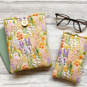 Funda/estuche para lector electrónico Kindle y estuche para gafas con bordado floral hecho a mano - Opción de set de regalo