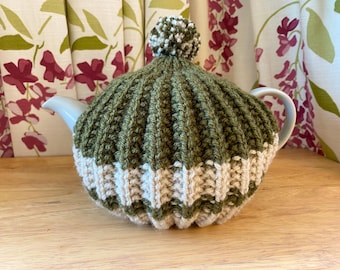 Traditionelle handgestrickte Teewärmer - 4 Tassen Teekanne