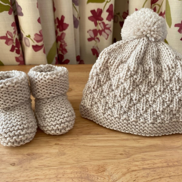 Hand Knitted Hat and Matching Booties Set - 0-3 Months - Calico Neutral