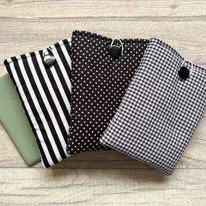 Zwart-wit handgemaakte Kindle-e-readerhoes/-etui