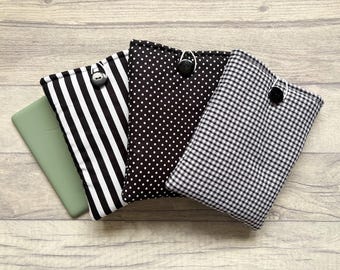 Monochrome Handmade Kindle E-Reader Sleeve / Pouch