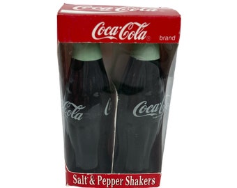 BRAND NEW Coca-Cola Enamel Ware Salt And Pepper Shaker Set Drink Coca-Cola