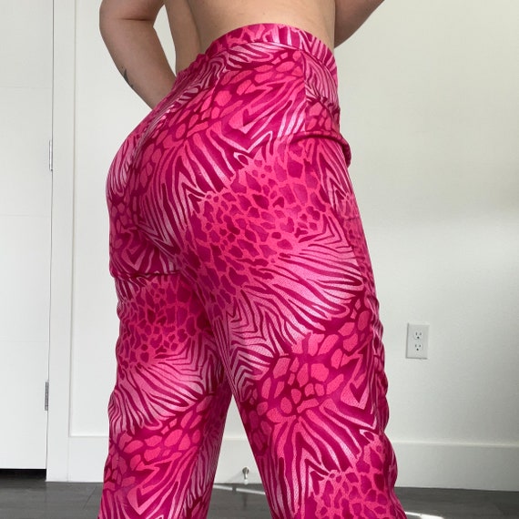 Vintage Silk Pink Leopard Capris - image 2