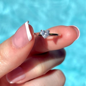 Dainty Heart Sterling Silver Ring