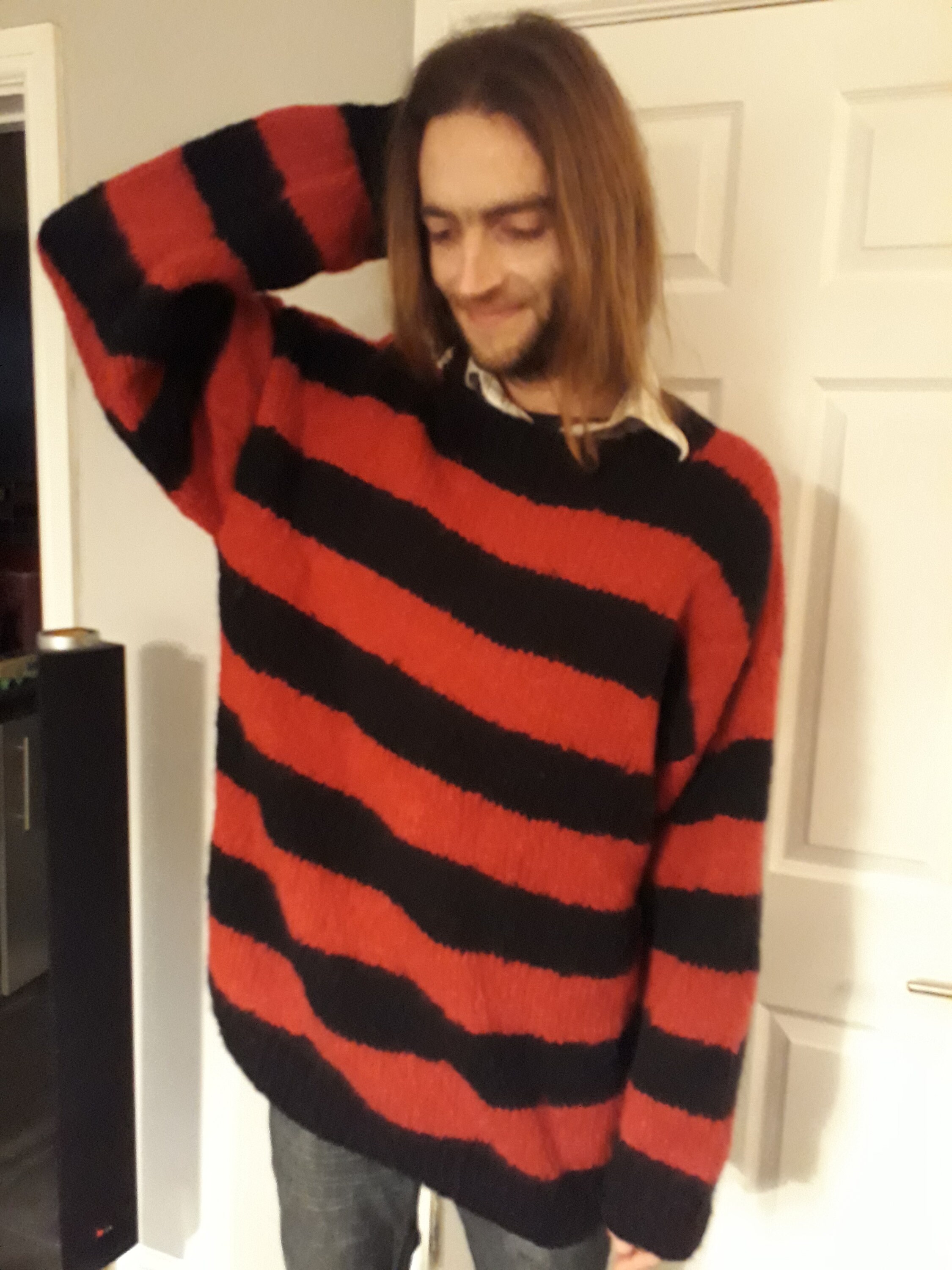 Kurt Cobain Jumper. Just Like He Wore in Nirvana. Red and - Etsy Hong Kong