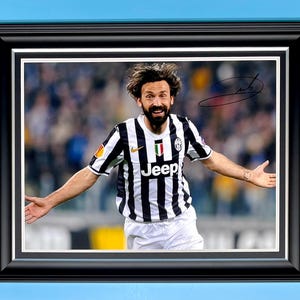 Andrea Pirlo Signed Photo In Luxury Handmade Wooden Frame & AFTAL Member COA Juventus Poster Football Soccer Memorabilia Autograph