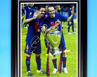 Xavi Signed Autograph Football Soccer Memorabilia FC Barcelona Champions League Iniesta Photo In Luxury Handmade Wooden Frame & AFTAL COA