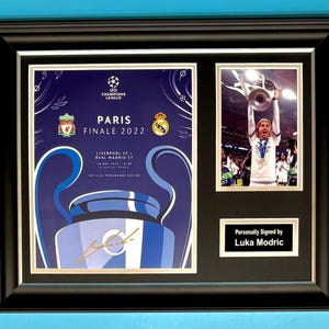 Luka Modric Signed Photo In Luxury Handmade Wooden Frame & AFTAL Member COA Real Madrid Poster Football Soccer Memorabilia Autograph Auto