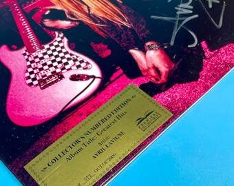 直筆サイン入り CD AVRIL LAVIGNE アヴリルラヴィーン セール中…アヴリル・ラヴィーン直筆サイン入り2Lサイズ写真