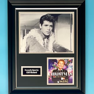 Cliff Richard Signed Photo In Luxury Handmade Wooden Frame & AFTAL Member Certificate Of Authenticity Autograph Music Memorabilia Poster