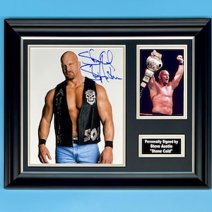 Stone Cold Steve Austin Signed Photo In Luxury Handmade Wooden Frame & AFTAL Member COA Poster WWE Memorabilia Autograph
