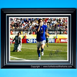 Francesco Totti Signed Autograph Football Soccer Memorabilia Italy World Cup Photo In Luxury Handmade Wooden Frame & AFTAL COA