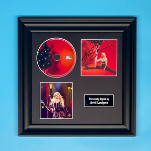 Avril Lavigne Signed Photo & CD In Luxury Handmade Wooden Frame With AFTAL Member COA Autograph Music Memorabilia Poster Love Sux Cover