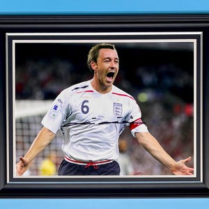 John Terry Signed Photo In Luxury Handmade Wooden Frame & AFTAL Member COA England Poster Football Soccer Memorabilia Autograph