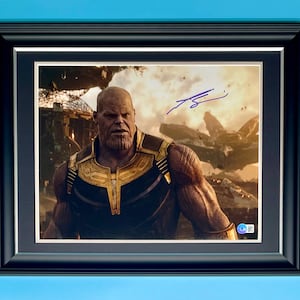 Josh Brolin Signed Photo In Luxury Handmade Wooden Frame With Beckett Verification & COA Autograph Movie Memorabilia Thanos Poster Avengers