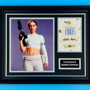 Natalie Portman Signed Photo In Luxury Handmade Wooden Frame & COA Star Wars Poster Movie Film TV Memorabilia Padme Amidala Autograph Auto