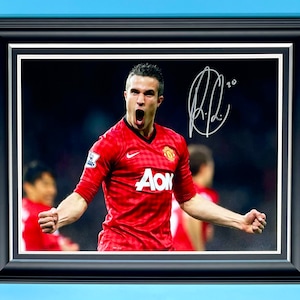 Robin Van Persie ondertekende foto in luxe handgemaakte houten lijst & AFTAL-lid COA handtekening voetbalmemorabilia Manchester United