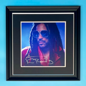 Lenny Kravitz Signed Photo In Luxury Handmade Wooden Frame & AFTAL Member Certificate Of Authenticity Autograph Music Memorabilia Poster