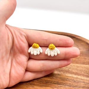 Half daisy stud earrings, stud earrings, flower earrings, handmade earrings, gift for her, floral earrings