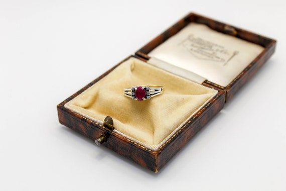 Vintage Natural Ruby Ring: 9ct Gold & Sterling Si… - image 7