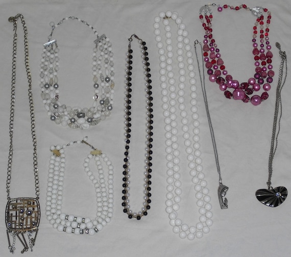 3N ~ Vintage Necklace Lot of 8 Including Lisner &