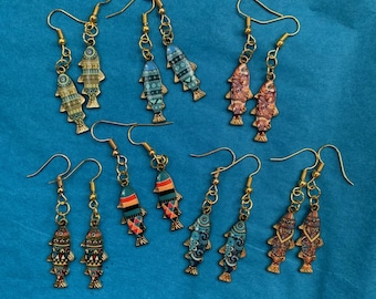 Pendientes colgantes de pez con estampado de suéter escandinavo: Scandi Hygge Nordic