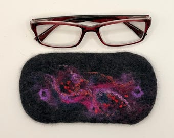 Handmade Felted Glasses Case, Unique Spectacle Pouch, Soft Sunglasses Sleeve