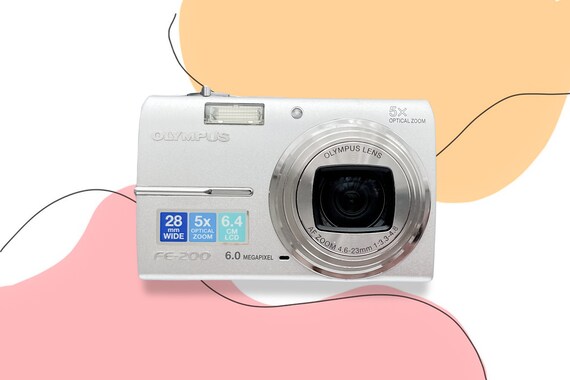 OLYMPUS FE-200 デジタルカメラ 6.0メガピクセル シルバー 【公式通販】