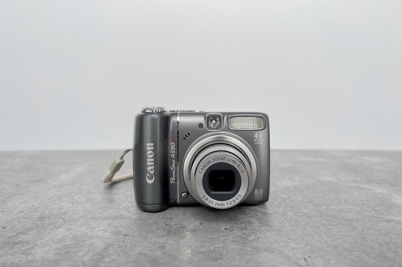 Digital Camera Canon Powershot A590 / Compact Digital Camera