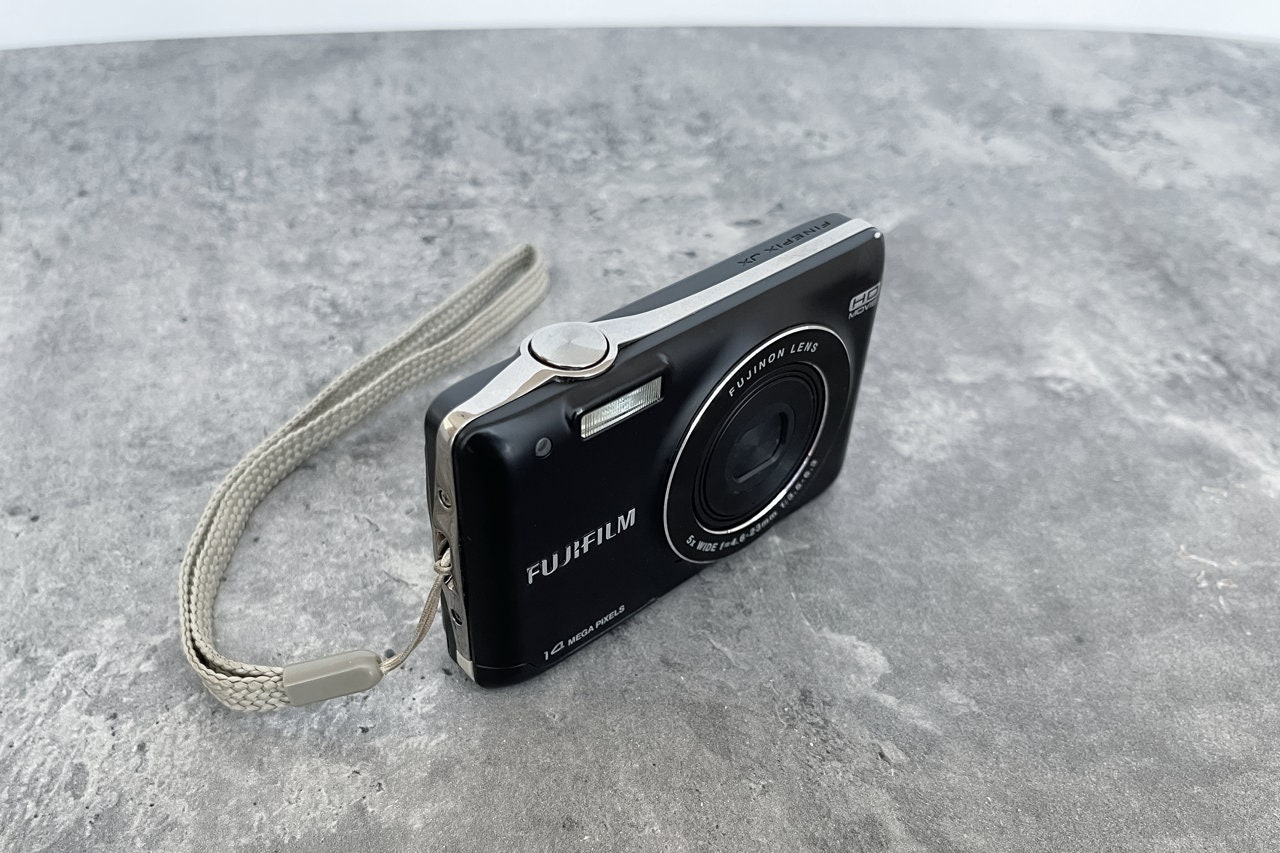 Digital Camera Fujifilm Finepix JX500 / Vintage Digital