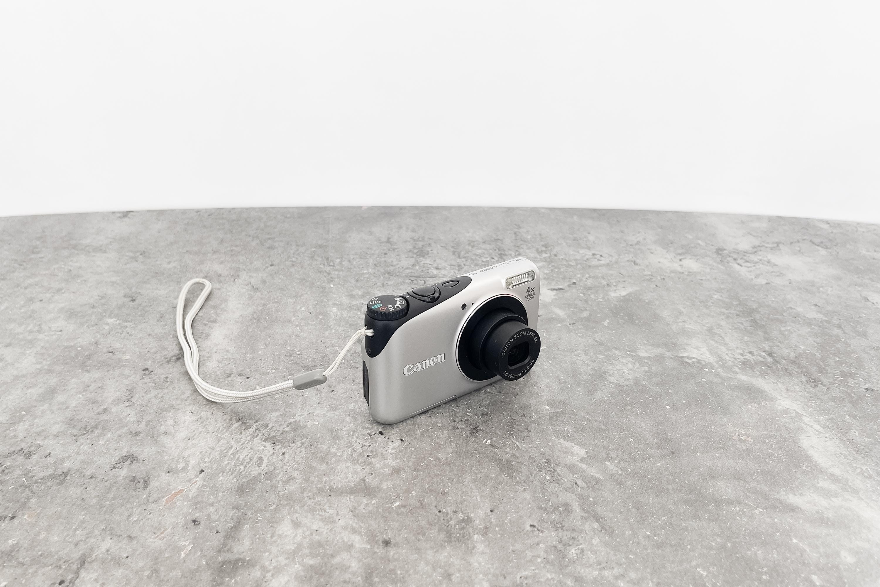 Digital Camera Canon Powershot A2200 Silver / Vintage