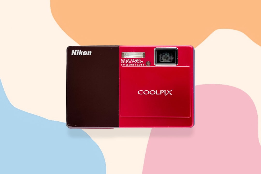 Nikon COOLPIX S70 レッド　動作確認済 Vintage Nikon Coolpix S70: Red Touchscreen Digital Camera - Etsy