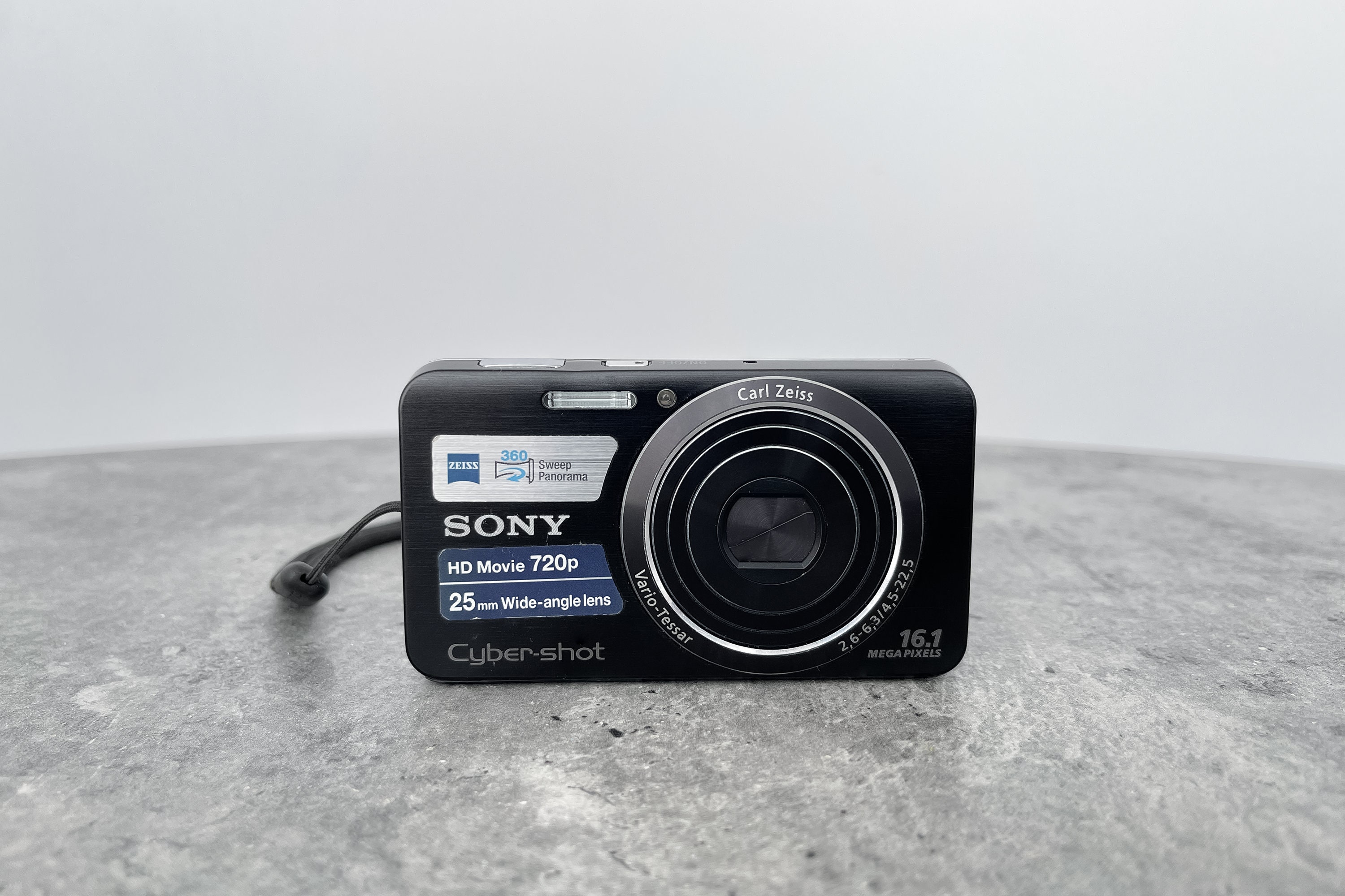 Digital Camera Sony Cyber-shot DSC-W630 / Vintage Digital