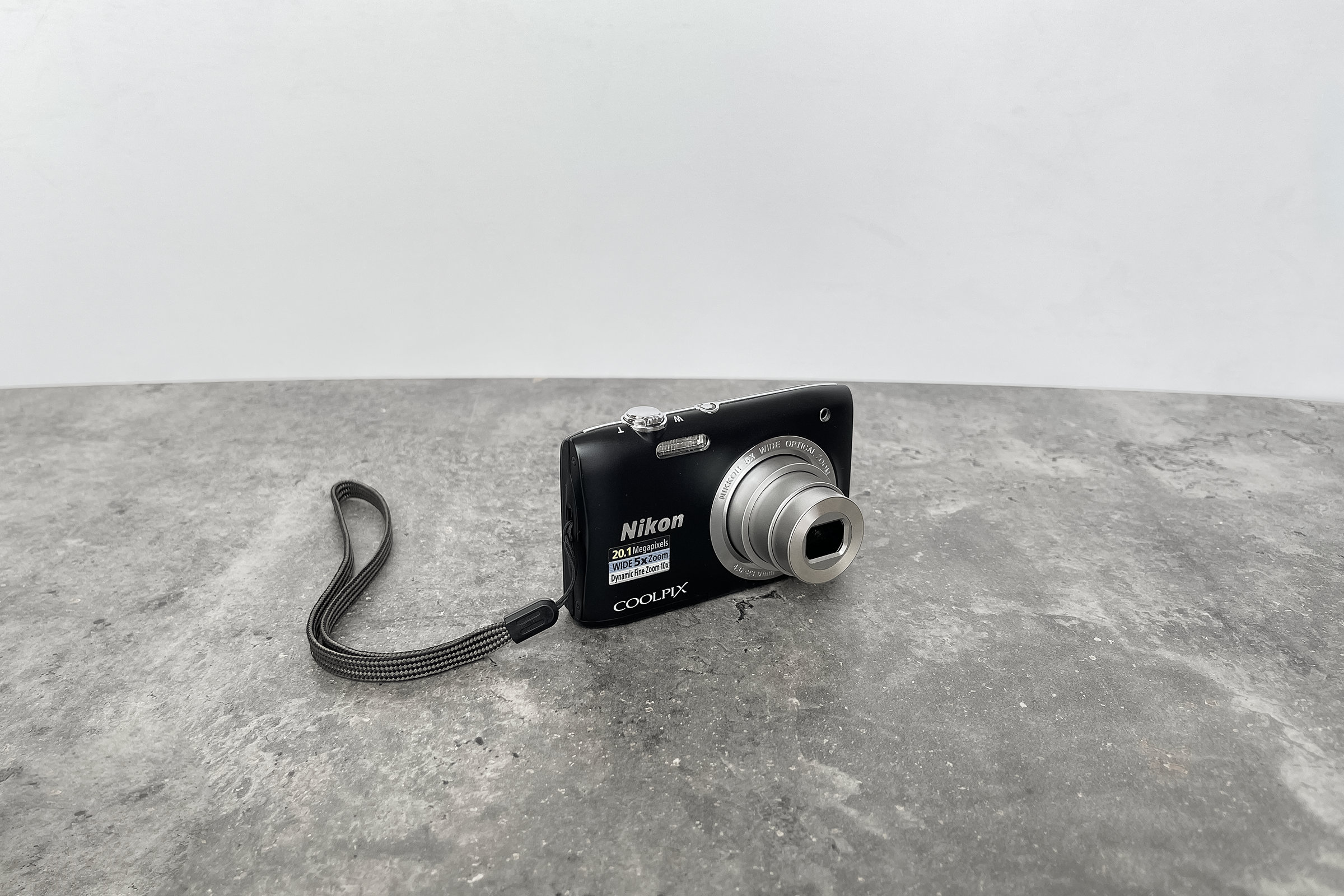 Nikon - ■良品■ Nikon COOLPIX S2900 Nikon Coolpix S2900 20.1MP Compact Digital Camera RED Box