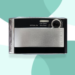 【中古】SONY DSC-T5 R Cyber-Shot(サイバーショット)/T5 レッド Sony Cyber-shot DSC-TX55 Digital Camera Red 5x Optical Zoom 16.2