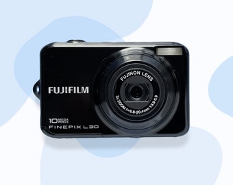 Fujifilm Finepix Z2 -- 5.2MP -- Super CCD Sensor Y2K Digital
