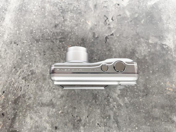 ヴィンテージ 富士フイルム FinePix AX300 デジタルカメラ：14 MP