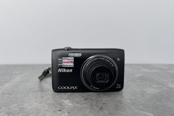 Cámara Digital Nikon COOLPIX S3500