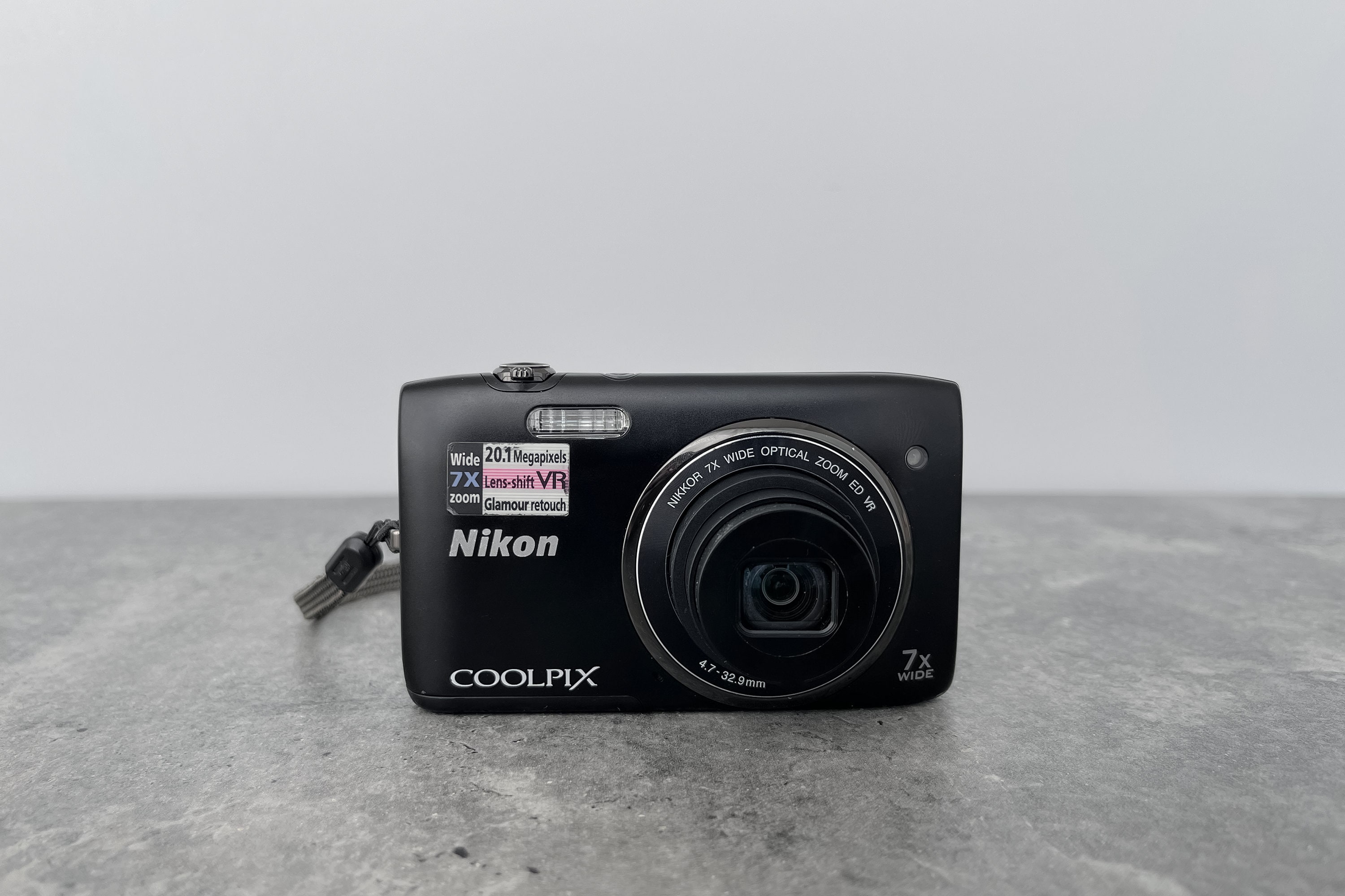 Digital Camera Nikon Coolpix S3500 Black / Vintage Digital Digital Camera Nikon Coolpix S3500 Black / Vintage Digital