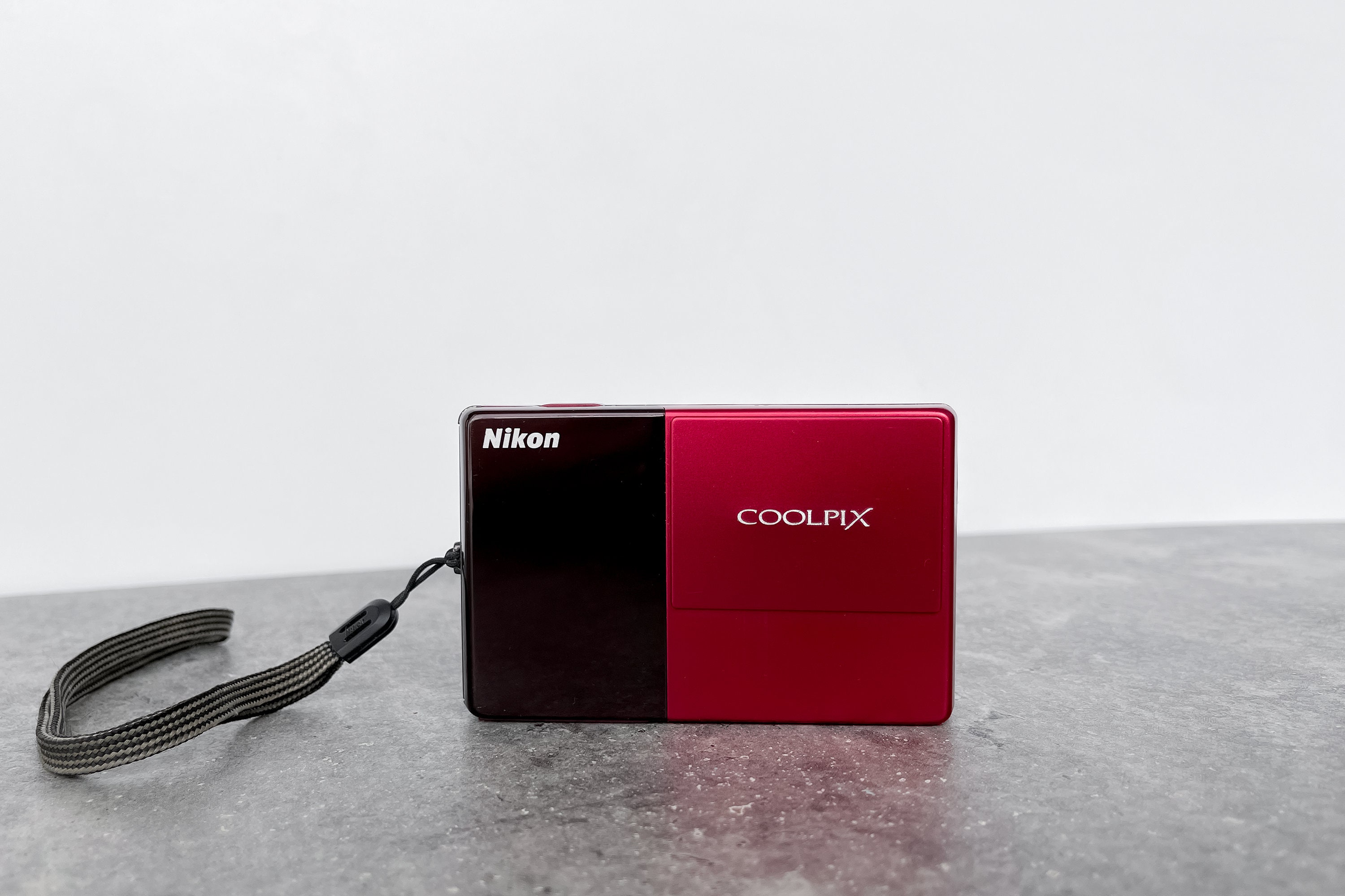 デジタルカメラ Nikon coolpix S70 RED s-l1200.jpg